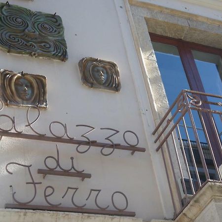 Palazzo Di Ferro Taormina Apartman Kültér fotó