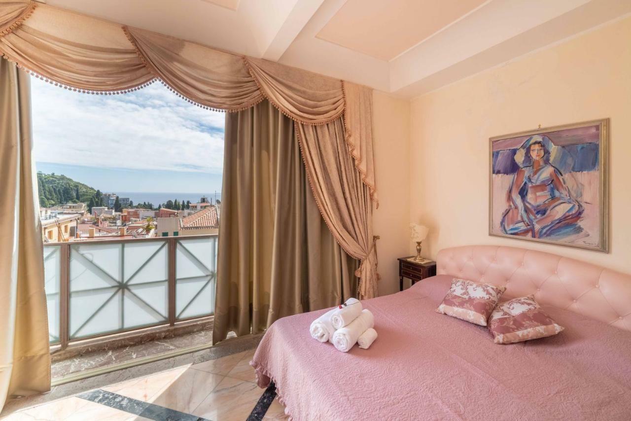 Palazzo Di Ferro Taormina Apartman Kültér fotó